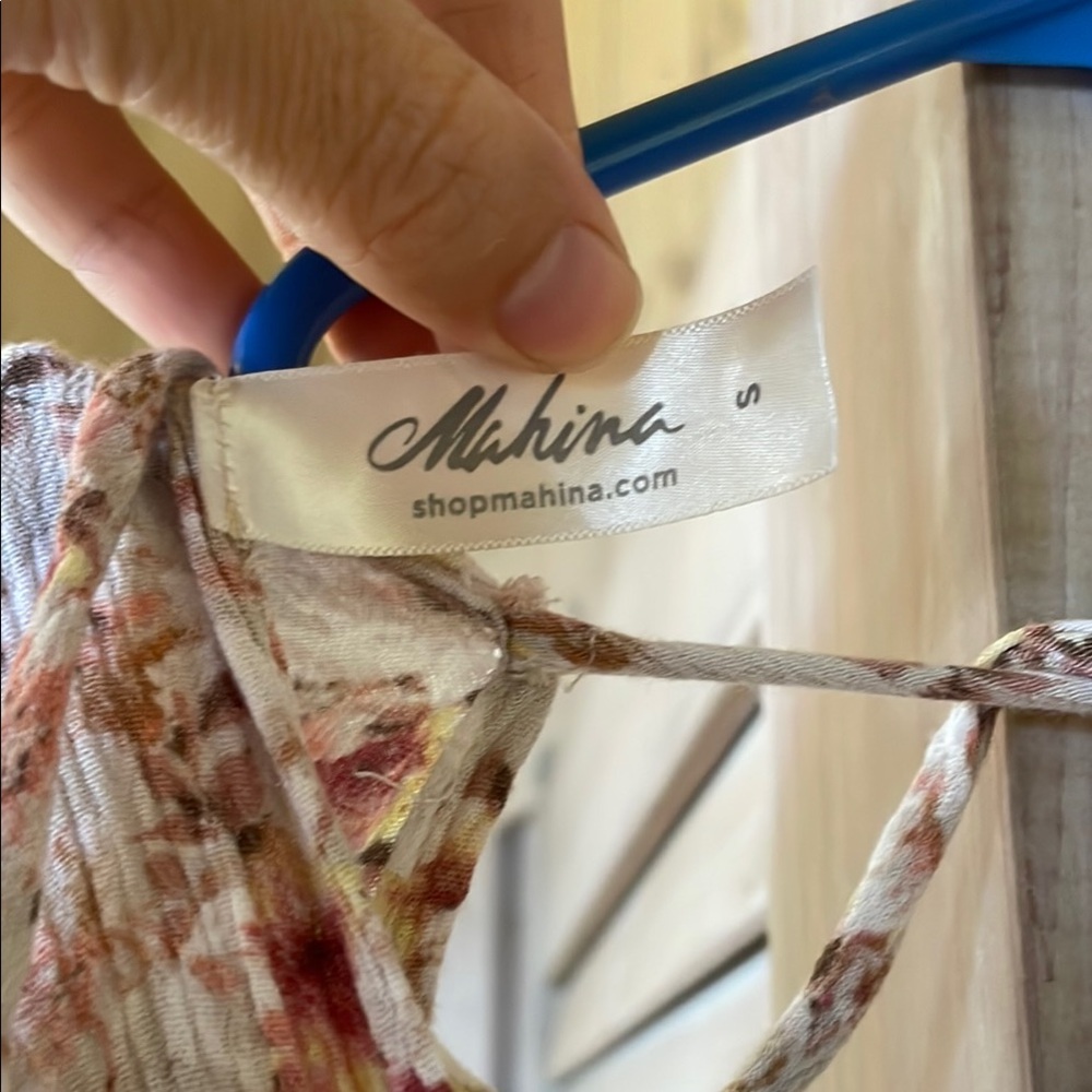 Mahina Flowy Floral Romper - Picture 3 of 7